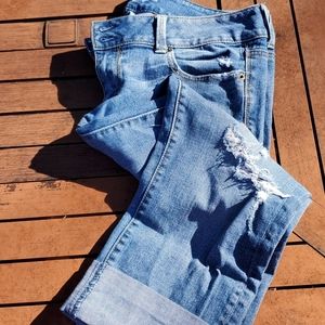 AE Distressed Capri